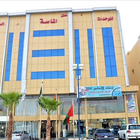 منـازل Almasa Llshkk Almkhdoma Brida Aparthotel Buraidah Exterior photo